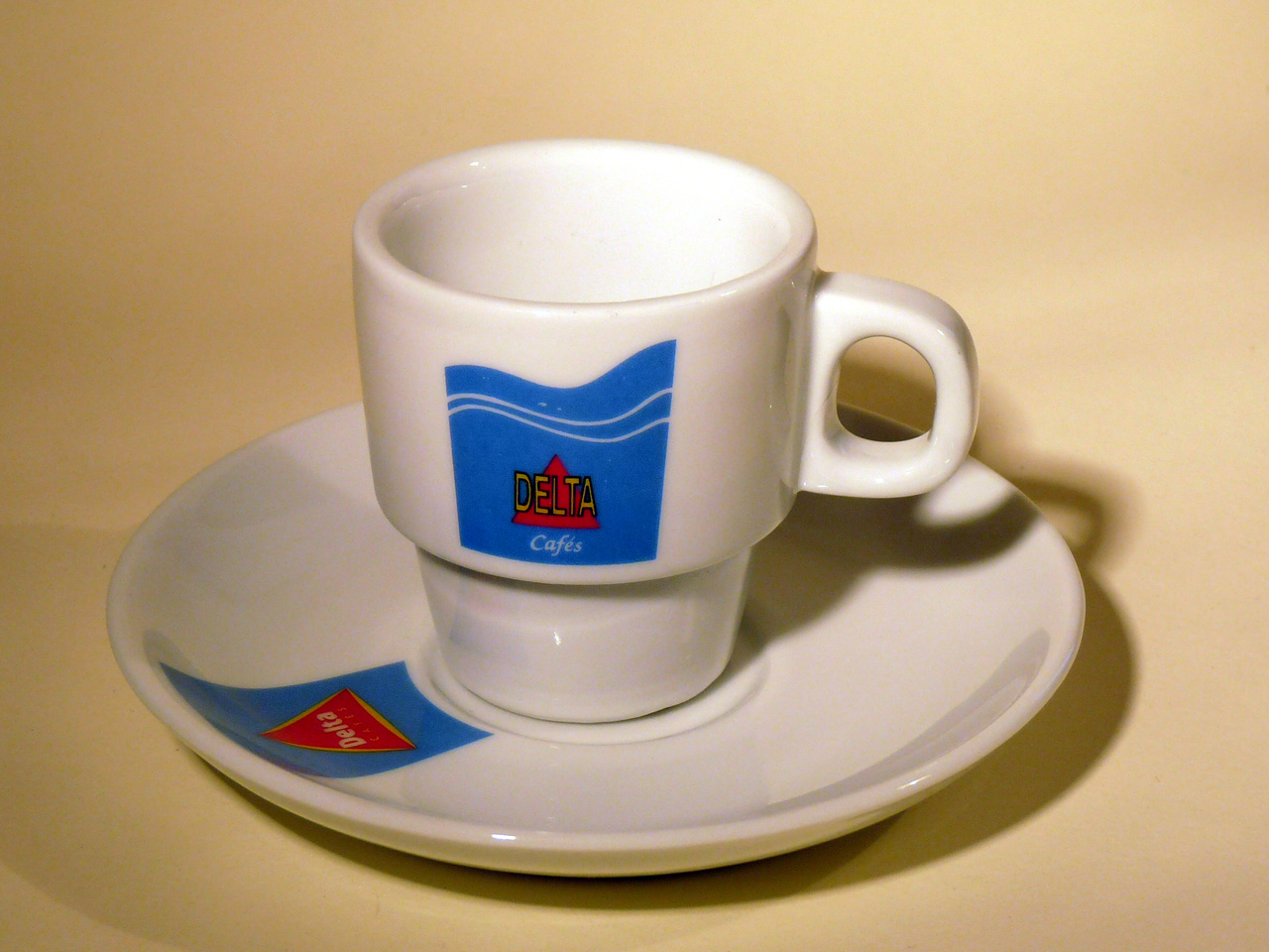 tasse delta 4